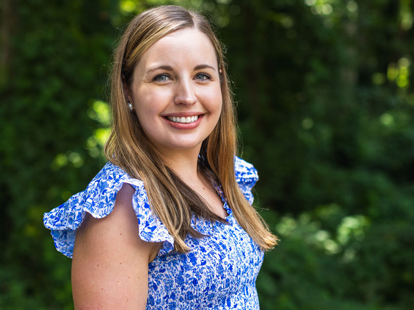 Outdoor head shot of Harriett Holley