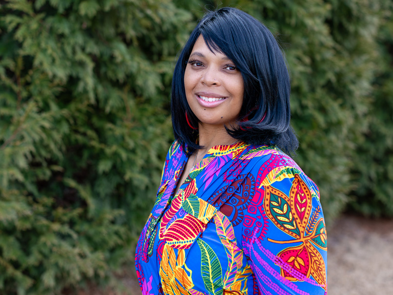 headshot of Talia Farris in an outdoors setting